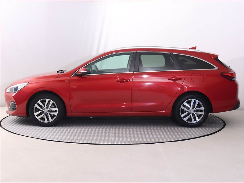 Hyundai i30 (2018) 1.4 T-GDI, Serv.kniha, Navi - fotka 3 z 22