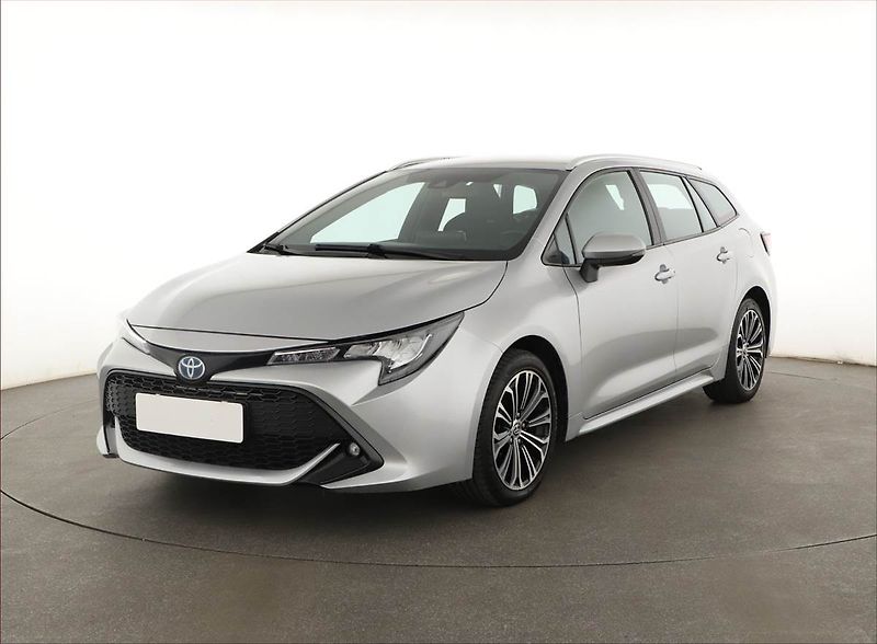 Toyota Corolla (2022) Active 2.0 Hybrid - fotka 2 z 25