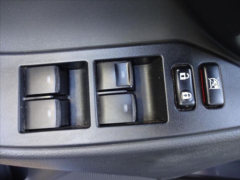 Toyota Verso 2.0 D-4D 7.MÍST - fotka 19 z 47