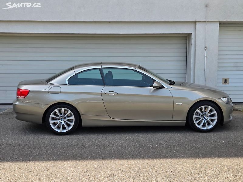 BMW Řada 3 (2009) 330i 200Kw Aut Kabrio 60t.km - fotka 19 z 49