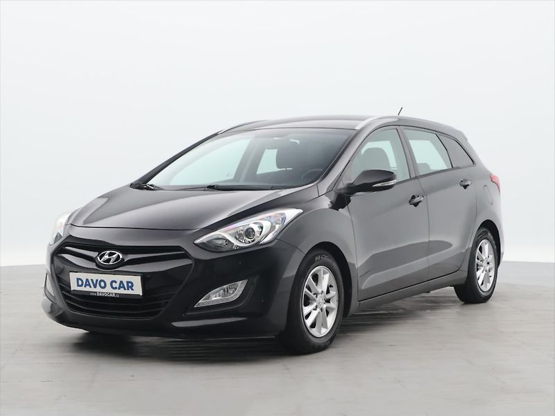 Hyundai i30 1,6 CRDi 81kW Trikolor - fotka 3 z 28