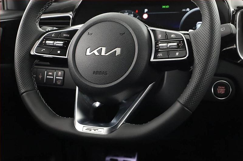 Kia Ceed (2025) 1.5 T-GDI, ACC, FullLed, DPH - fotka 17 z 20