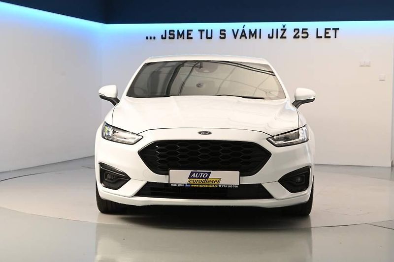 Ford Mondeo (2021) 2.0 ST-LINE 140 KW LED ACC 8AT - fotka 3 z 38