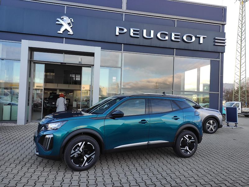 Peugeot 2008 (2026) ALLURE 1.2 100k MAN6 2x kamera - fotka 1 z 23