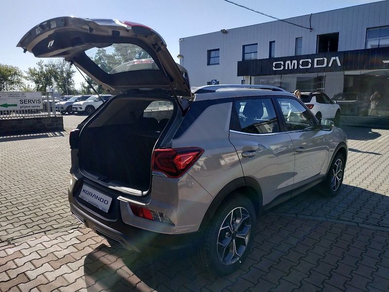 KGM Korando 1.5T, CLUB,2WD, MT, SKLADEM - fotka 8 z 32