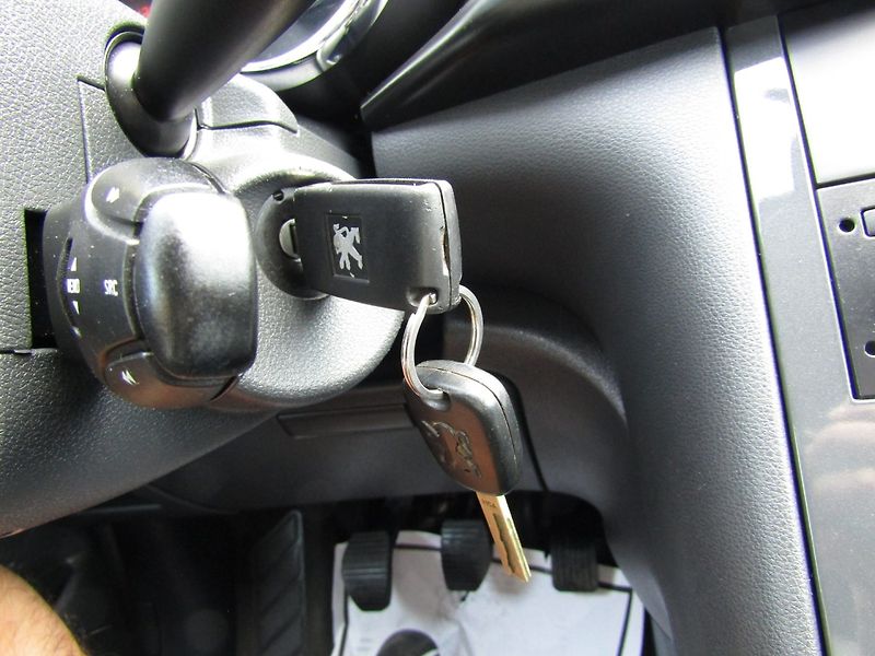 Peugeot 3008 (2010) 1.6 16V 88kW  TOP QUALITY - fotka 31 z 38