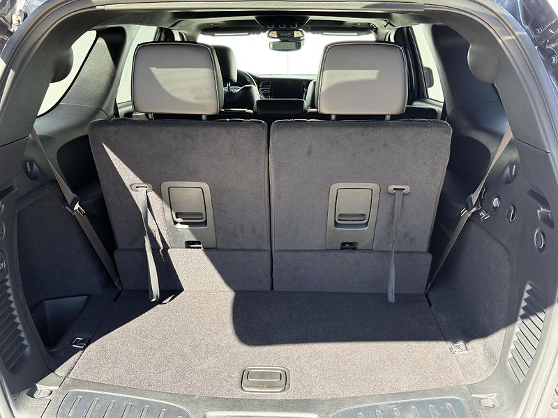 Dodge Durango (2024) 5.7 V8 HEMI R/T Tow And GO - fotka 34 z 39