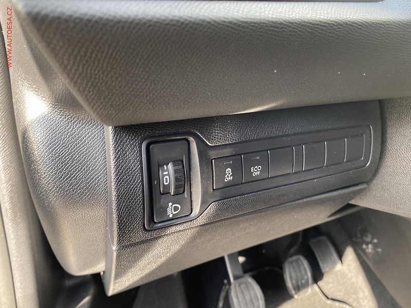 Peugeot 308 (2016) 1.2PT, Style, navi - fotka 15 z 19