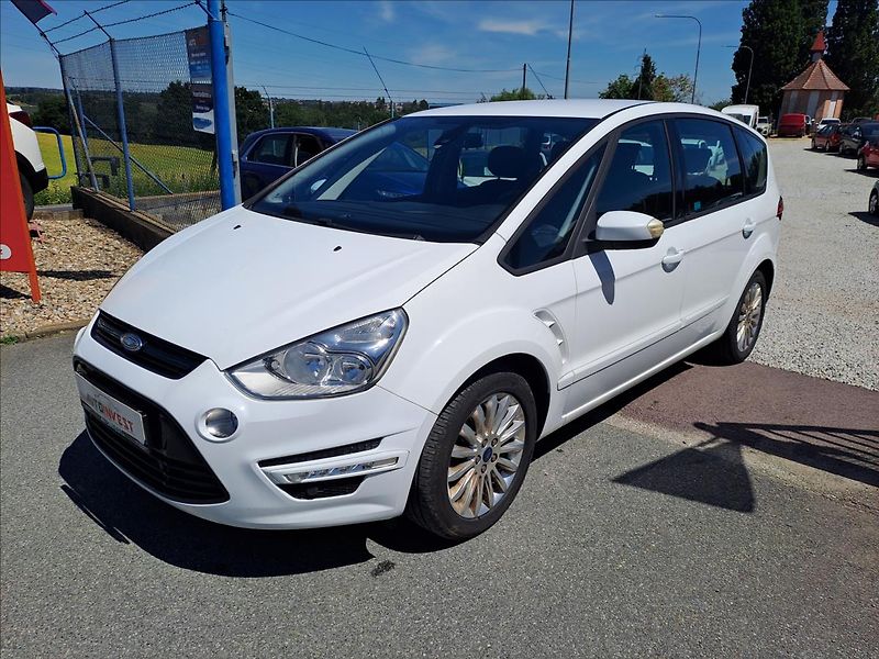 Ford S-MAX 1,6 EcoBoost 118kW KOUPENO CZ - fotka 1 z 18