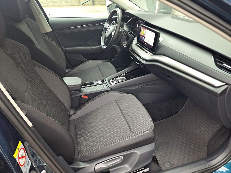 Škoda Octavia (2022) 1.0 TSI E-TEC DSG7, ZÁRUKA - fotka 17 z 33
