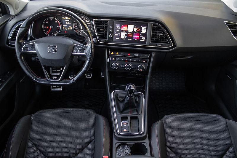 Seat Leon - fotka 12 z 24