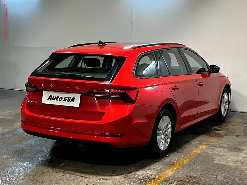 Škoda Octavia (2020) 2.0 TDi, ČR, Ambition, LED - fotka 4 z 17