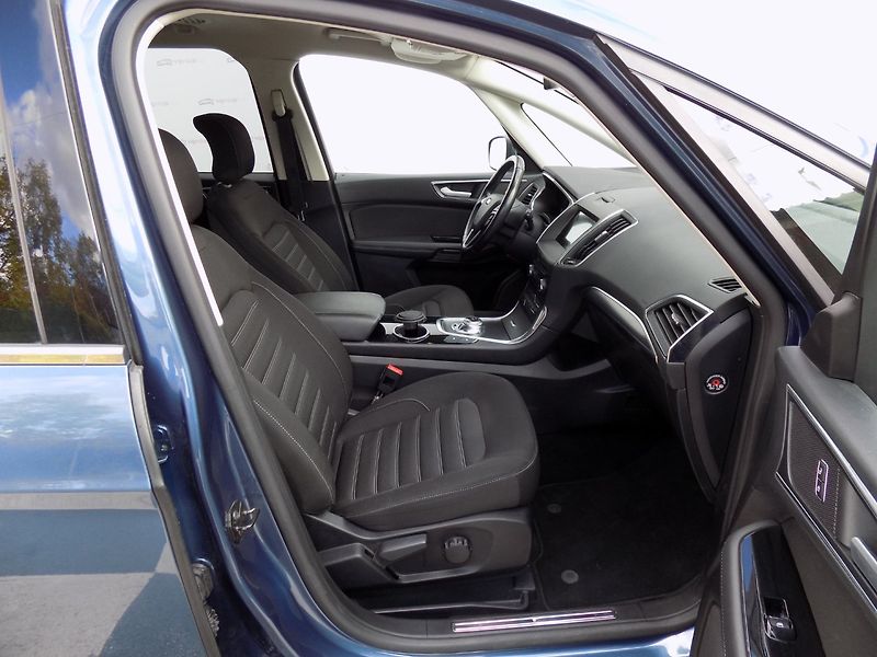 Ford Galaxy (2020) 2.0TDCi/Titanium/7.míst/AT/LED - fotka 17 z 50