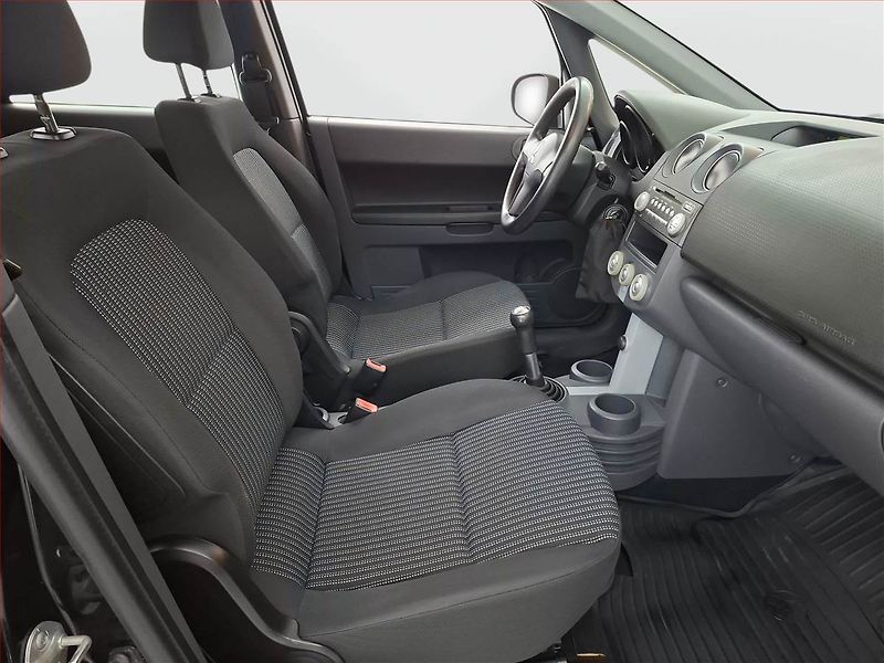Mitsubishi Colt (2009) 1.1, nová STK, jezdí výborně - fotka 9 z 13