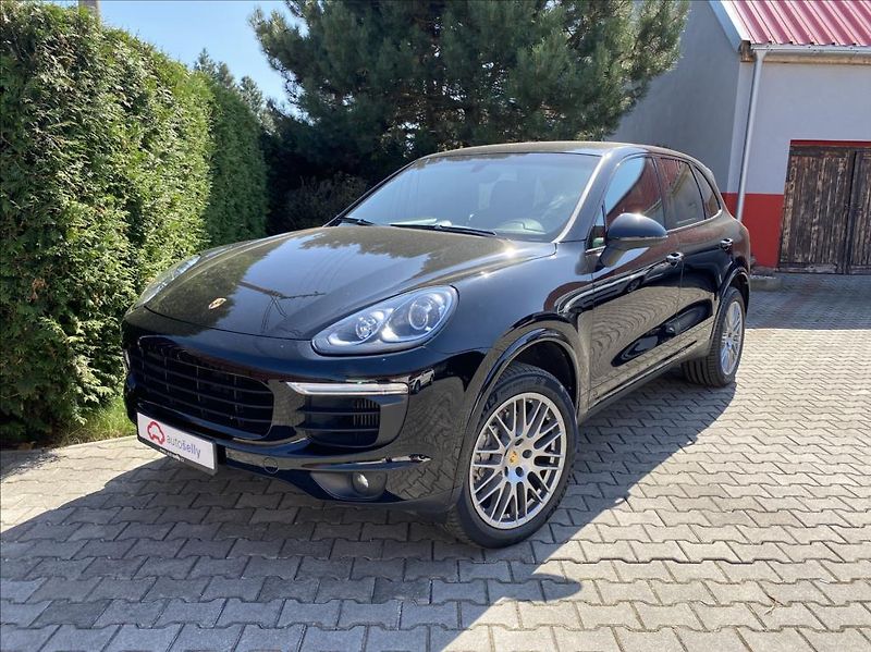 Porsche Cayenne 3,0 D  PLATINUM EDITION SPORT - fotka 1 z 44