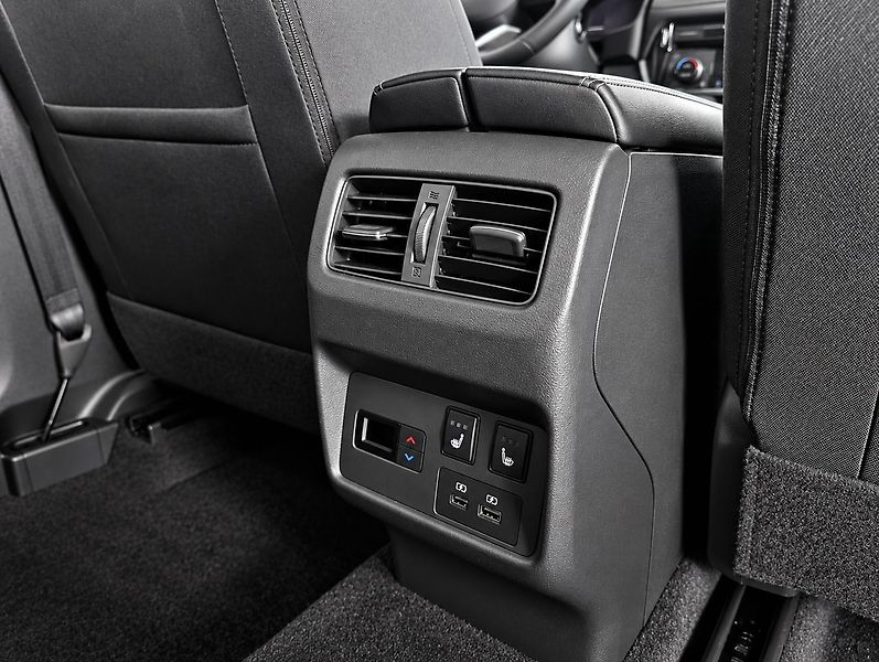 Nissan X-Trail (2023) - fotka 16 z 29