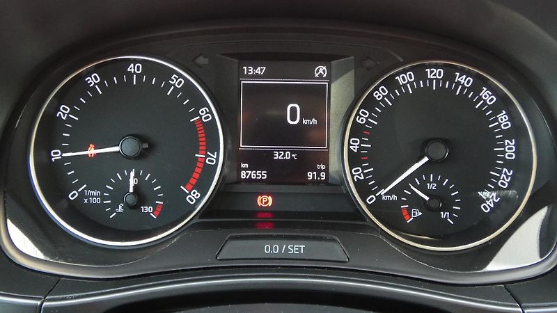 Škoda Fabia 1,2 TSI STYLE - fotka 13 z 22