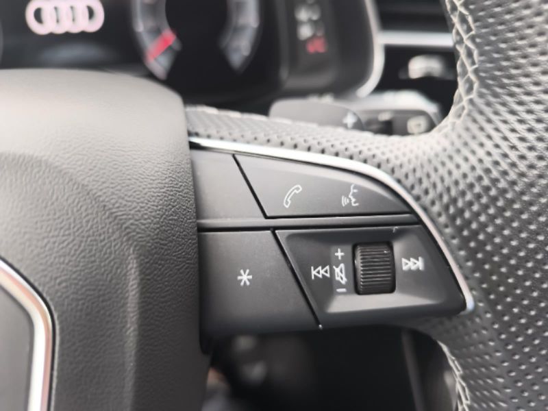 Audi SQ7 4.0 TFSi - fotka 12 z 24