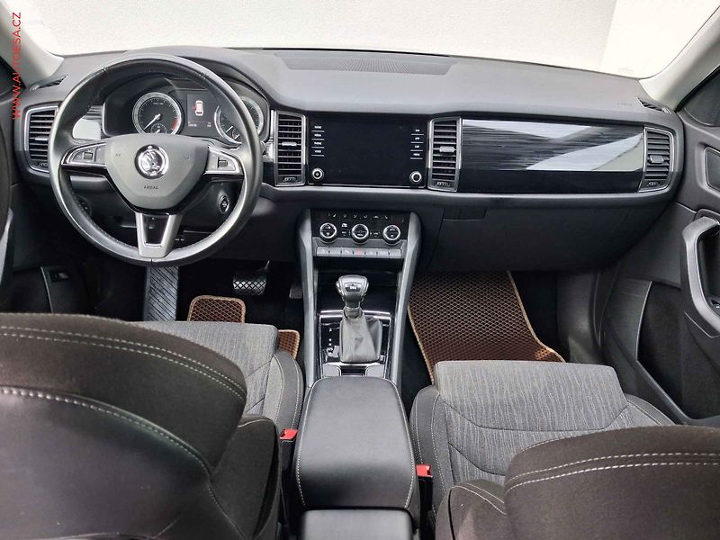 Škoda Kodiaq (2018) 2.0 TDi, Style, DSG, LED - fotka 8 z 17