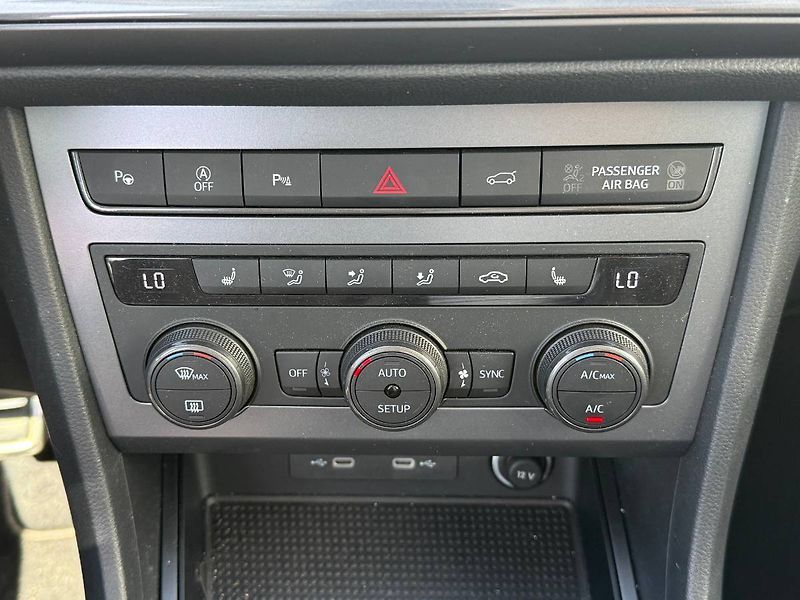 Cupra Ateca (2025) 2.0 TSI 140 kW DSG 4WD - fotka 14 z 24