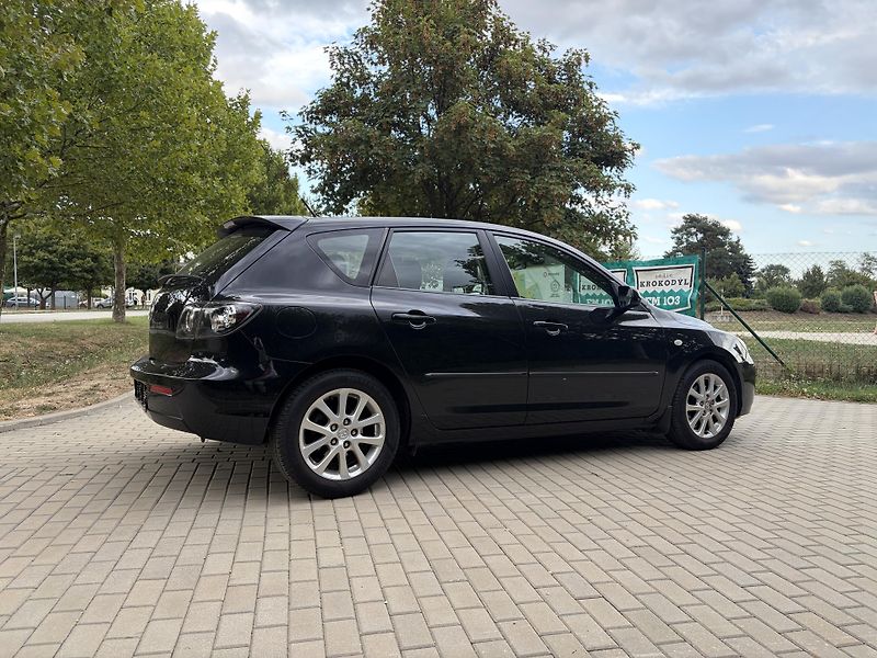 Mazda 3 1.6 Sport Active - fotka 12 z 26