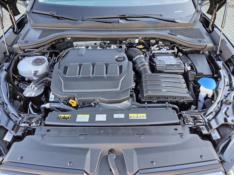 Škoda Superb 2,0 TDi DSG 4x4 L&K Tažné z. 1 - fotka 30 z 32