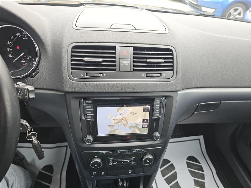 Škoda Yeti 1,4 TSi 90KW Adventure NAVI TZ - fotka 17 z 44