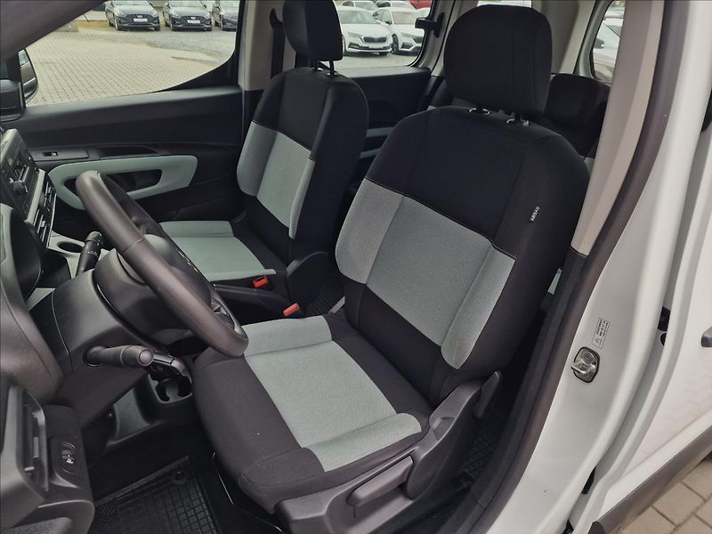 Citroën Berlingo 1.2i 81kW S&S Live Multispace - fotka 35 z 48