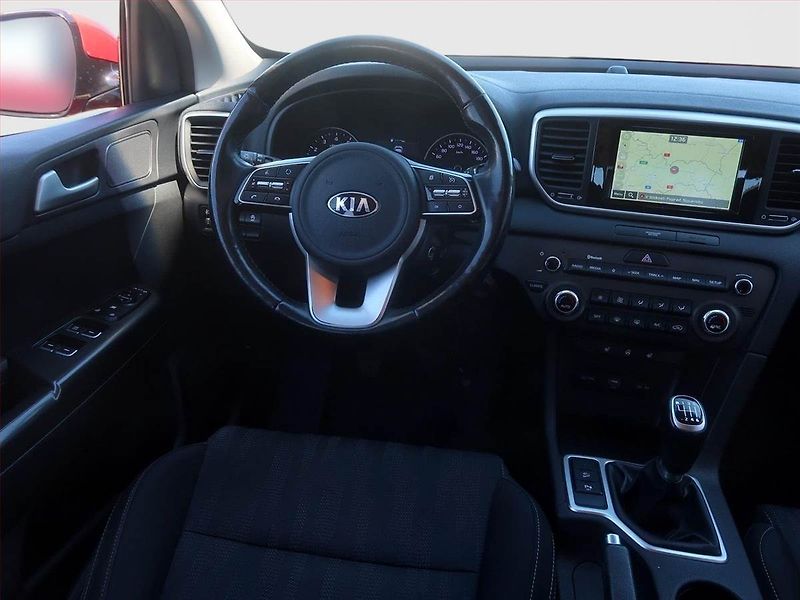 Kia Sportage (2019) Gold 1.6 T-GDI, Serv.kniha - fotka 7 z 18