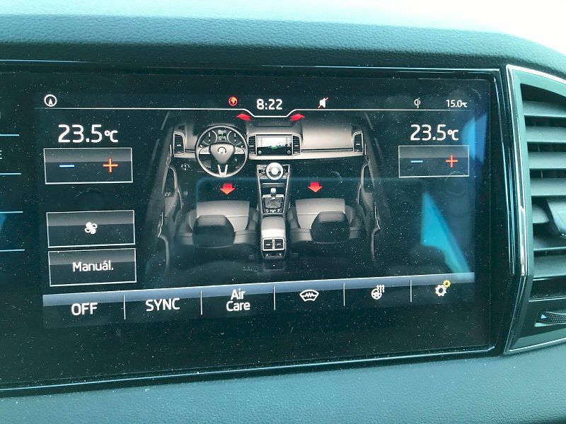 Škoda Karoq (2018) STYLE Plus 4X4 TDI 2.0/110KW 7 - fotka 12 z 28