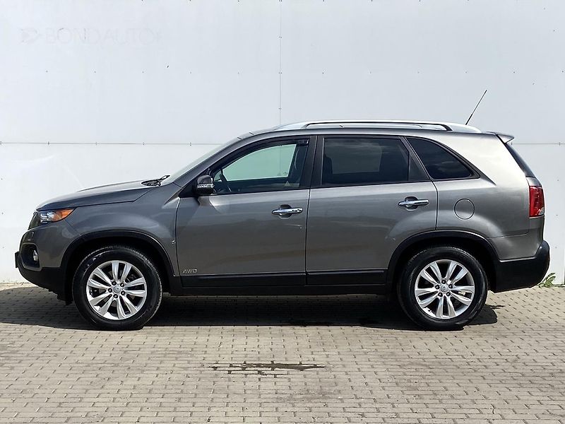 Kia Sorento 2.2 CRDI 145kW AWD AT Premium - fotka 8 z 23
