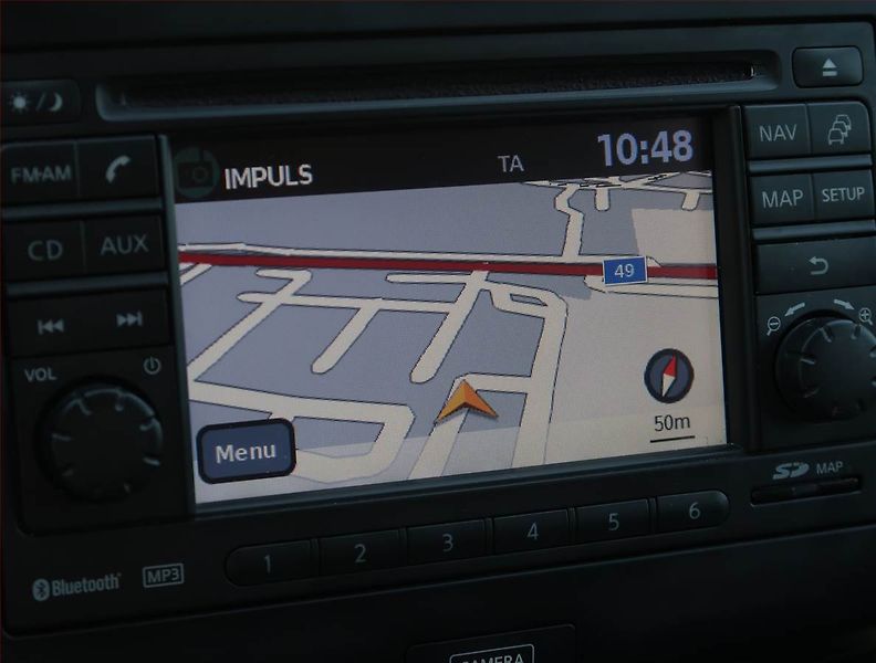 Nissan Qashqai (2013) 2.0, Automat, ČR,1.maj - fotka 19 z 21