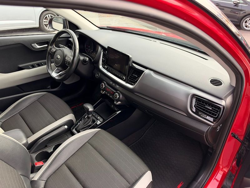 Kia Stonic (2020) 1.0 T-GDi,88 Kw Platinum - fotka 27 z 32