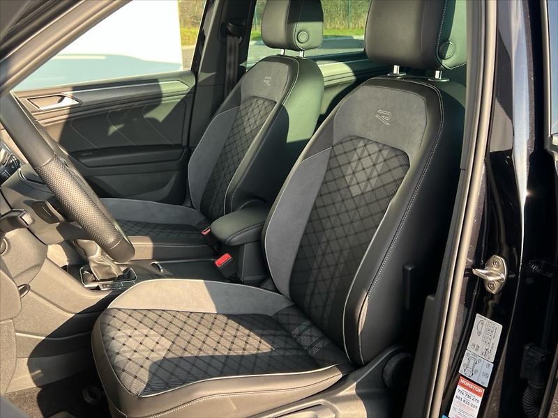 Volkswagen Tiguan 1,5 TSi 110 kW 7DSG R-LINE  RE - fotka 11 z 27