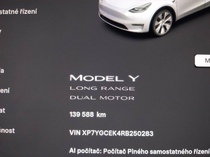 Tesla Model Y (2023) Long Range AWD 79kWh, SoH 91% - fotka 11 z 22