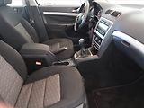 Škoda Octavia (2009) Ambiente 1.6, Tempomat - náhled 9