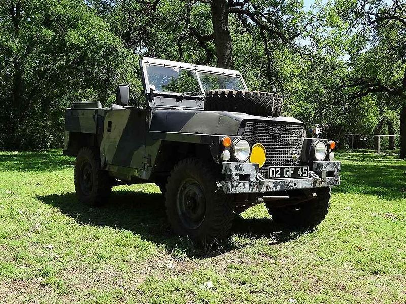Land Rover Lightweight Series IIa.