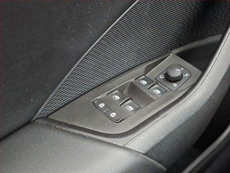 Škoda Octavia (2021) Style 1.5 TSI, ČR,1.maj - fotka 18 z 18