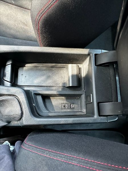BMW Řada 3 2,0 2.0D 135kW GT- CZ - fotka 31 z 41