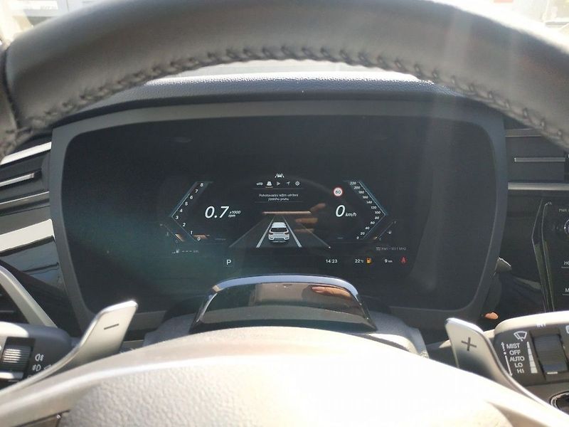 KGM Korando 1.5T, ELEG.,2WD, AT, SKLADEM - fotka 18 z 31