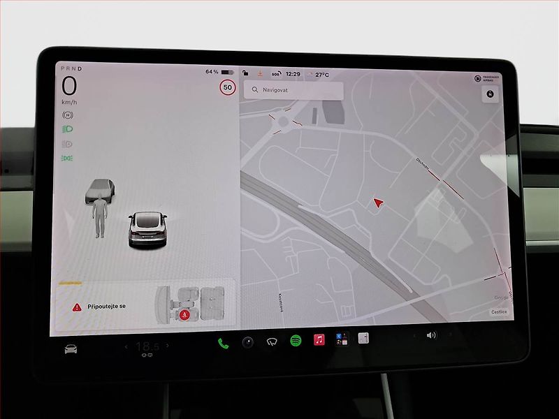 Tesla Model 3 (2019) Long Range 4WD 78kWh, SoH 84% - fotka 11 z 22