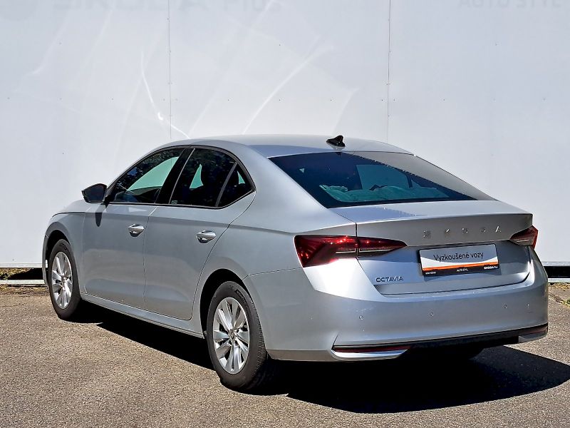 Škoda Octavia (2024) Selection 2.0 TDI 85kW - fotka 6 z 22