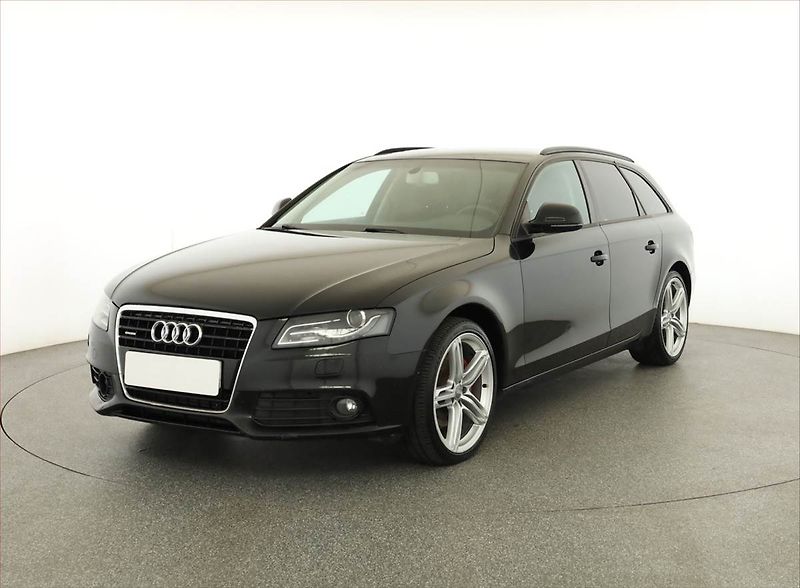 Audi A4 (2008) 3.0 TDI, 4X4, Navi, Xenony - fotka 2 z 18