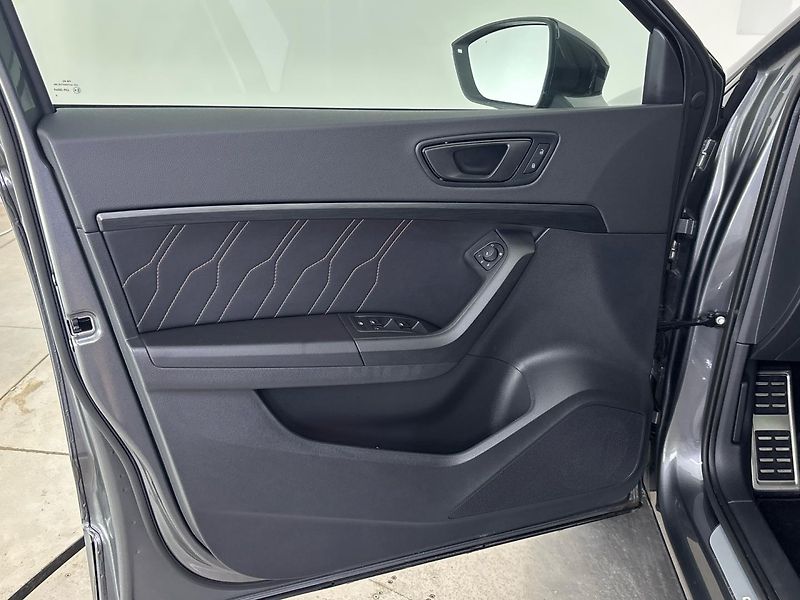 Cupra Ateca DSG - fotka 13 z 29