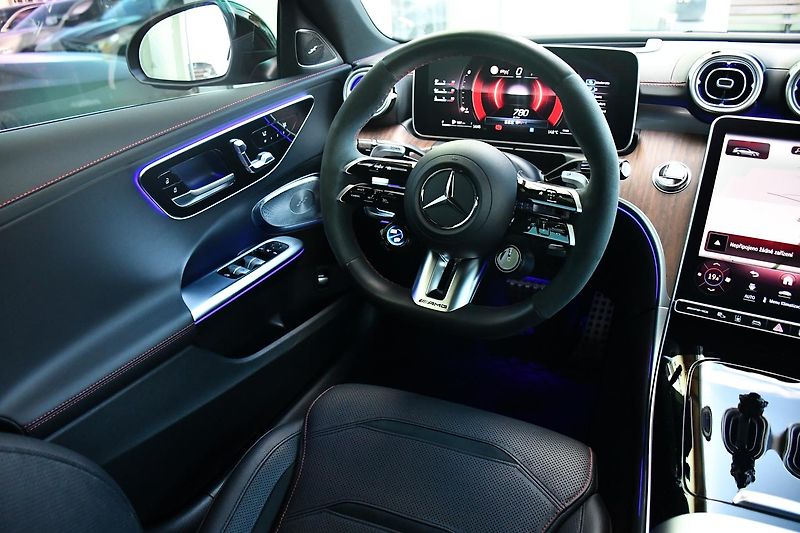 Mercedes-Benz Třídy C 43 AMG 4M N.TOP PANO HUD ČR - fotka 26 z 54