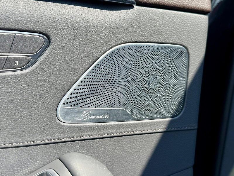 Mercedes-Benz Třídy S (2018) 400 d 4MATIC Long - fotka 17 z 54