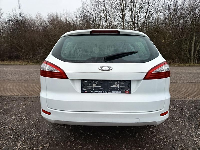 Ford Mondeo (2008) 2.0 TDCI Aotomat! - fotka 15 z 31