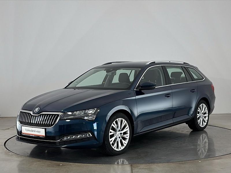 Škoda Superb Style DSG - fotka 1 z 30