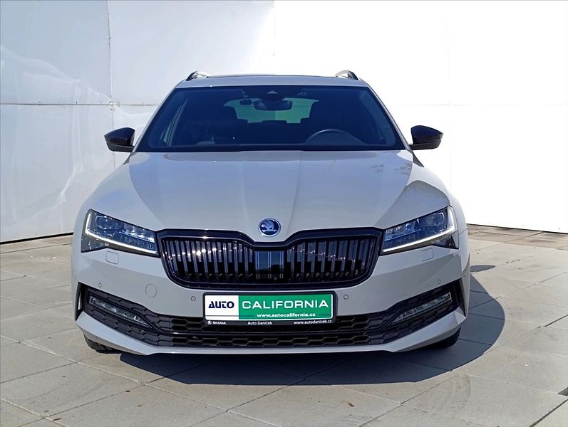 Škoda Superb 2,0 TDi DSG 4x4 Tažné 1maj.,ČR - fotka 3 z 46