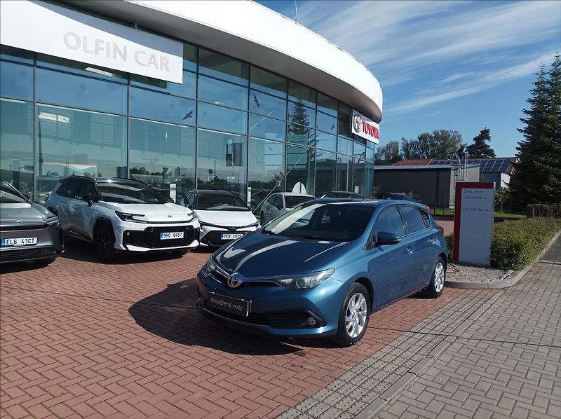 Toyota Auris 1,6 Active Trend+ 6M/T - fotografie inzerátu
